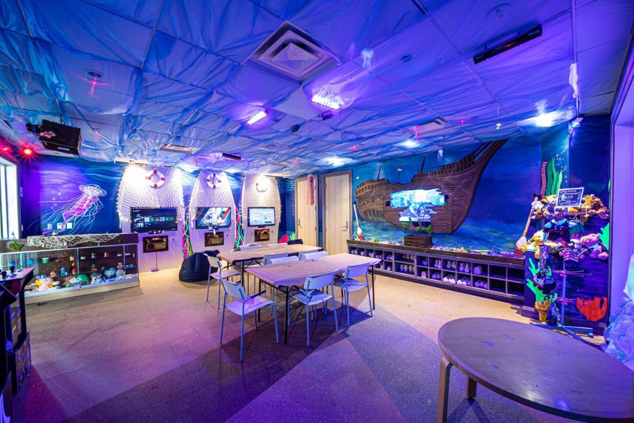 Vibrant Home By Rentyl Near Disney With Private Pool, Themed Room & Resort Amenities - 401N オーランド エクステリア 写真